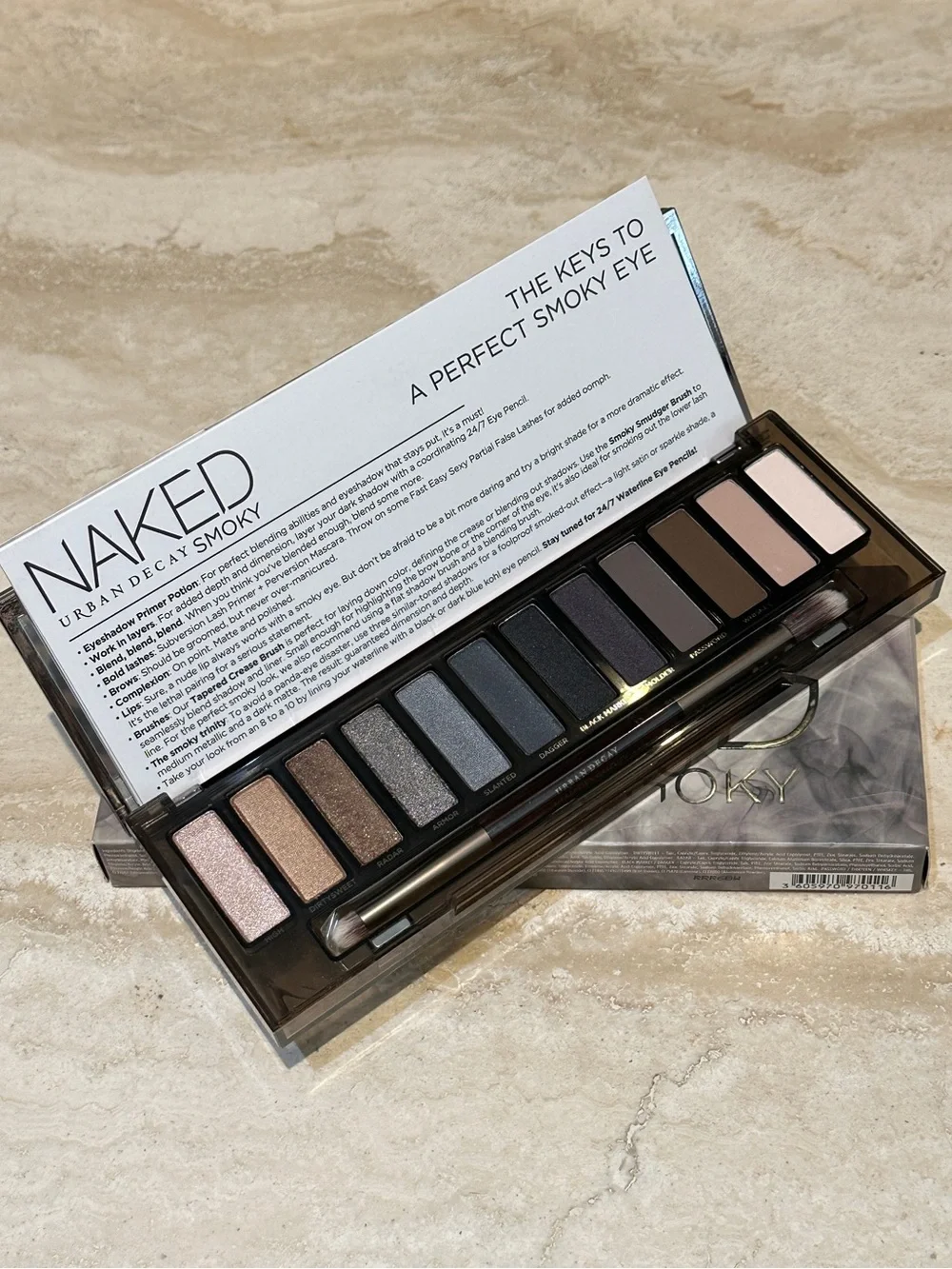Urban Decay Naked Smoky Eyeshadow Palette (RARE)
